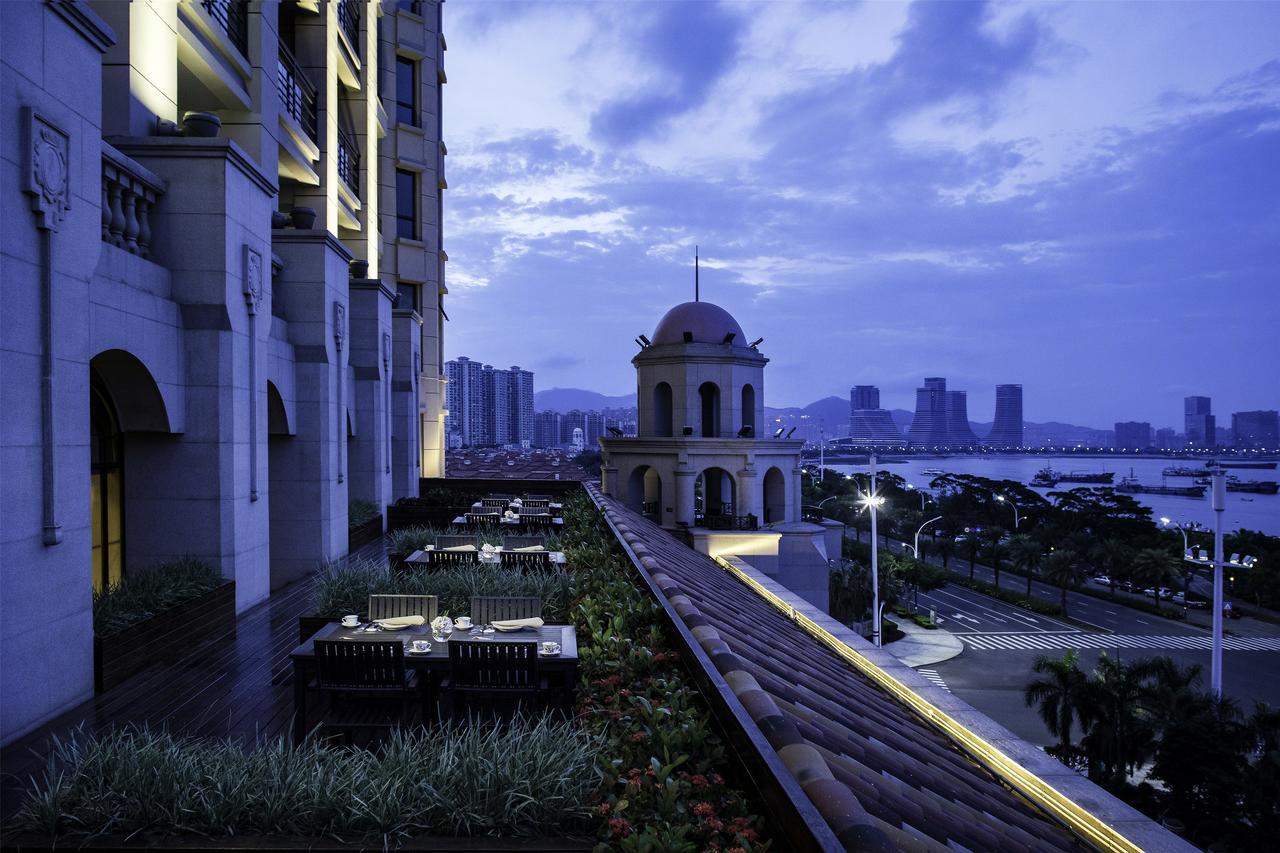 Wyndham Grand Xiamen Haicang Exteriör bild
